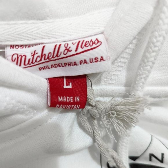 Toronto Raptors Mitchell and Ness Ninja Pullover Hoodie - Picture 2 of 2